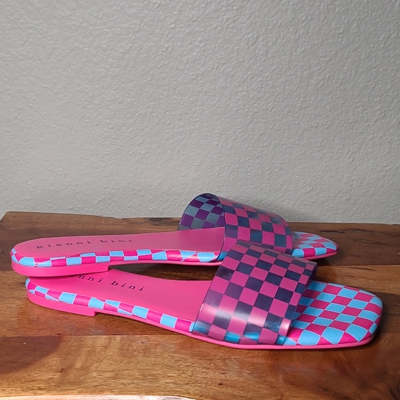 Gianni Bini Cobitwo Checkered Banded Square Toe Sandals - Picture 4 of 8